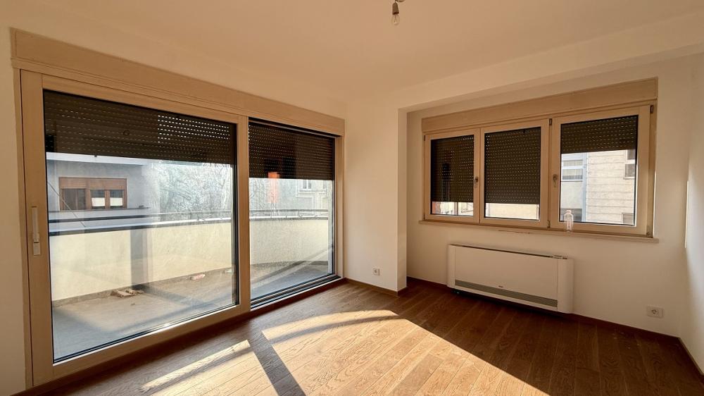 Slika 2 - Stojana Protića, Četvorosoban stan na prodaju, 89m2, 445.000€